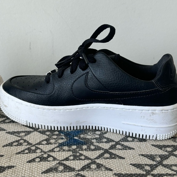 Nike Women’s Court Vision Alta Leather Sneaker - Picture 5 of 7